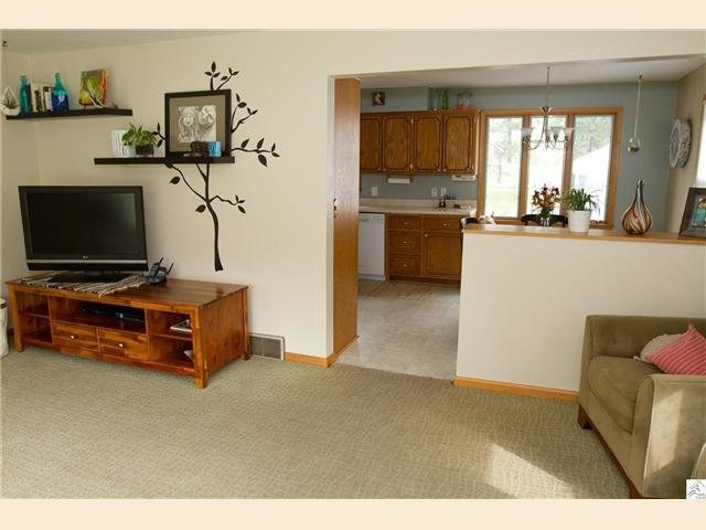 207 E Willow St, Duluth, MN 55811 photo 3