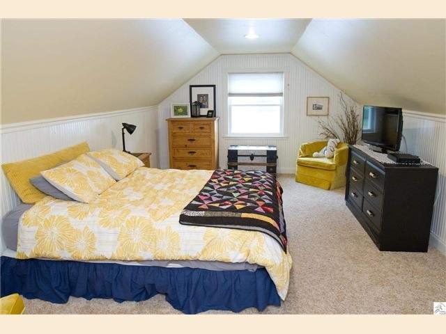 207 E Willow St, Duluth, MN 55811 photo 9
