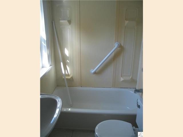 108 E Mankato St, Duluth, MN 55803 photo 7