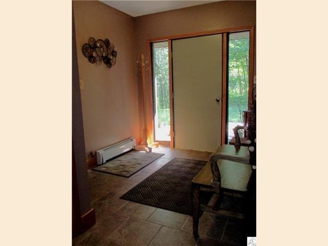 5655 Hagberg Rd, Hermantown, MN 55811 photo 2