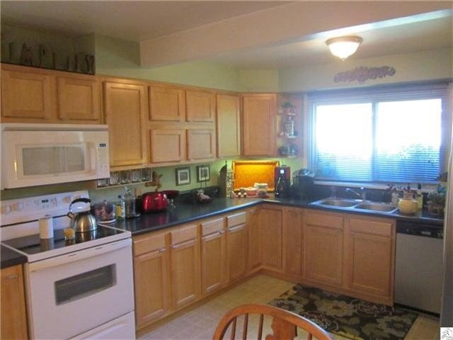4705 Dodge St, Duluth, MN 55804 photo 8
