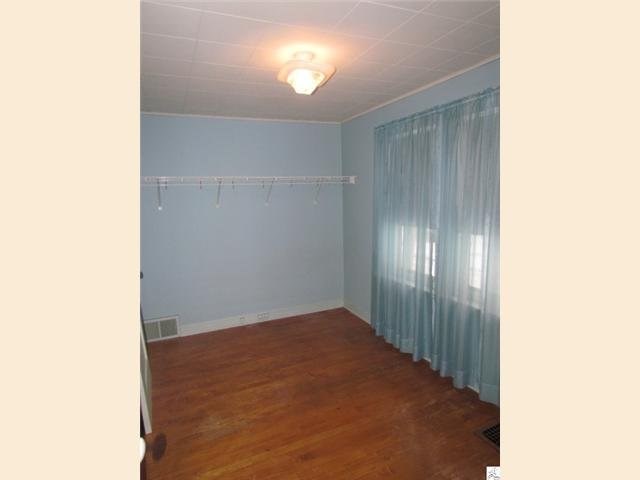 4025 W 5th St, Duluth, MN 55807 photo 8
