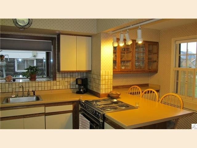 1301 Central Ave, Duluth, MN 55807 photo 10