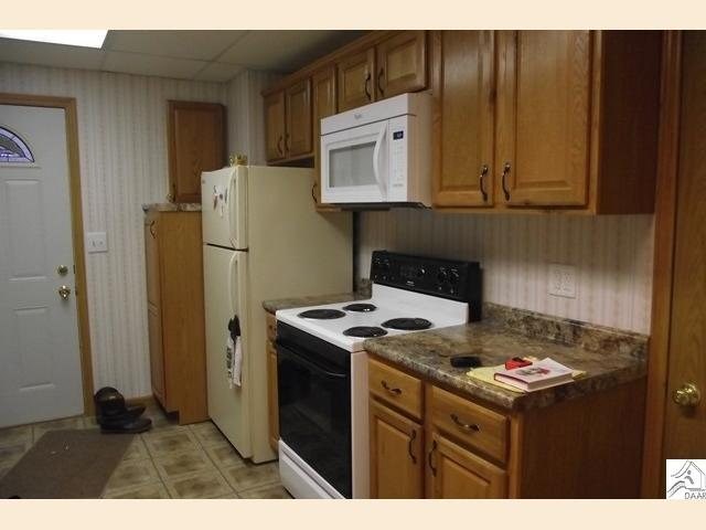 4223 Regent St, Duluth, MN 55804 photo 2