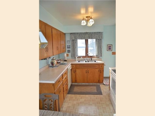 2602 Harvey St, Duluth, MN 55811 photo 6