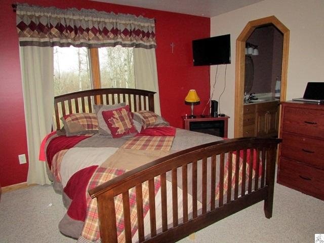 10 Beth Ann Dr, Esko, MN 55733 photo 4