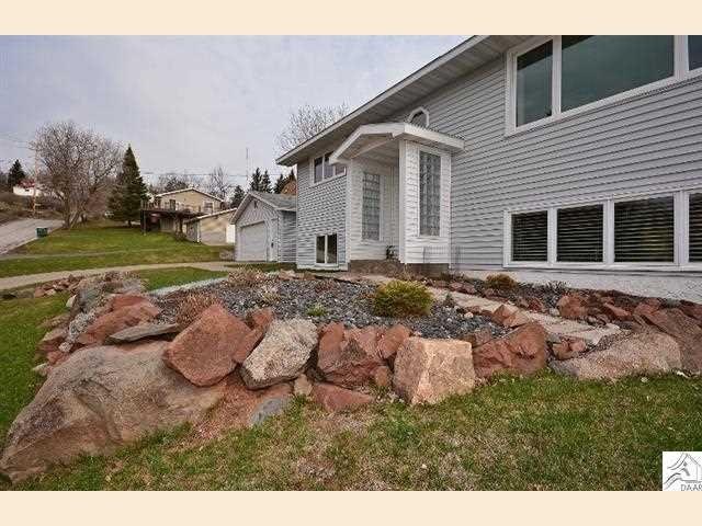 1231 W 3rd St, Duluth, MN 55806 photo 2