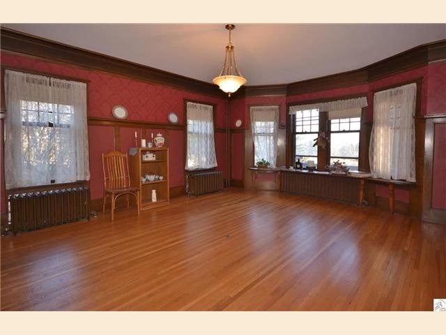 3531 E 1st St, Duluth, MN 55804 photo 3