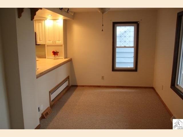 1121 E 10th St, Duluth, MN 55805 photo 2