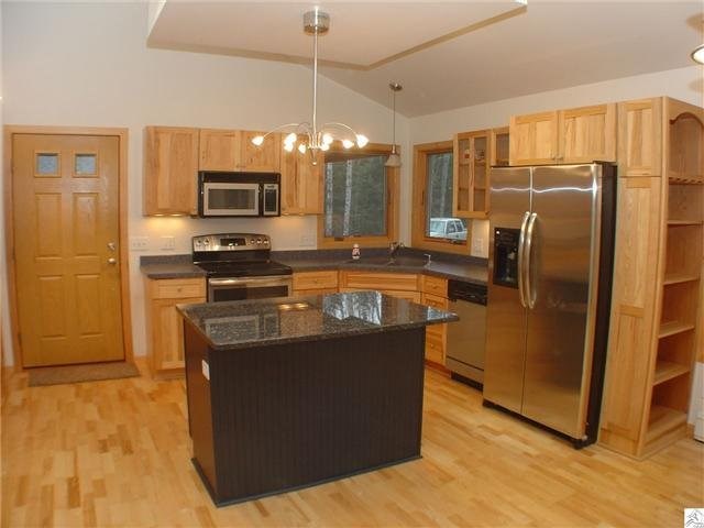 5838 Lonely Pine Dr, Duluth, MN 55803 photo 2