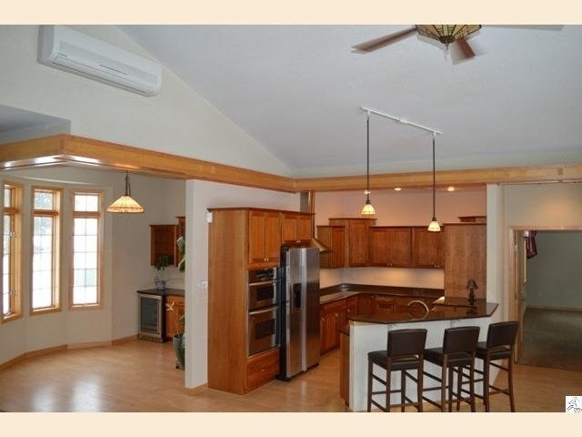 709 Creekside Cr, Duluth, MN 55811 photo 3