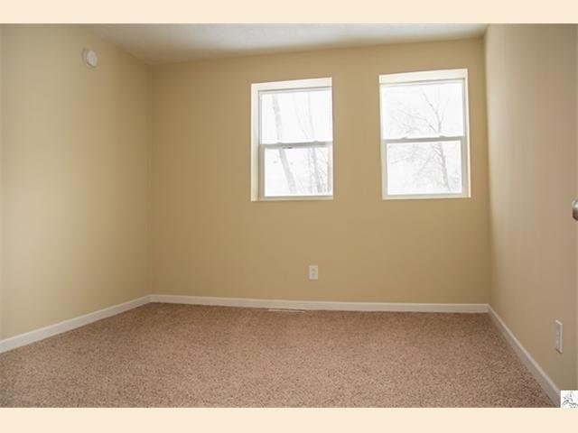 303 E Mccuen St, Duluth, MN 55808 photo 12