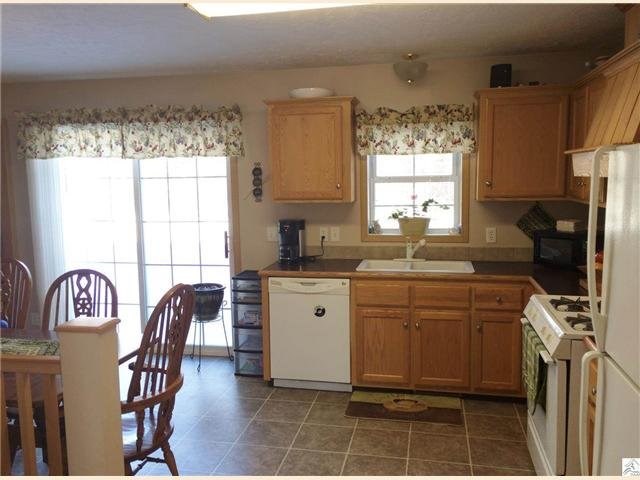 2619 Lauren Rd, Duluth, MN 55804 photo 4
