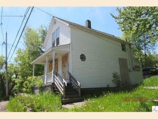 2124 W 5th St, Duluth, MN 55806 photo 2
