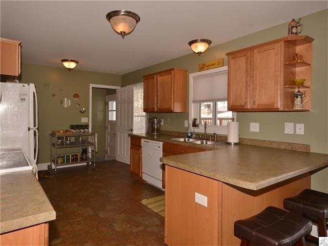 2631 E Superior St, Duluth, MN 55812 photo 2