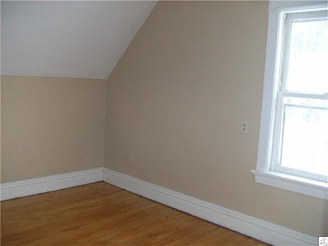 2109 W 6th St, Duluth, MN 55806 photo 5