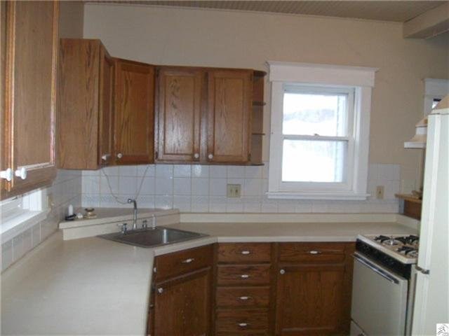 2109 W 6th St, Duluth, MN 55806 photo 2