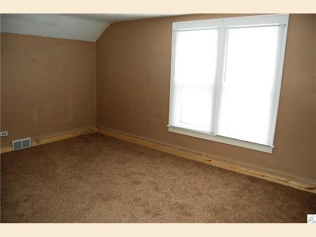 2711 W 2nd St, Duluth, MN 55806 photo 7