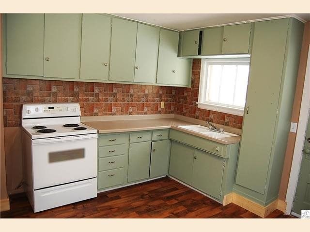 2711 W 2nd St, Duluth, MN 55806 photo 2