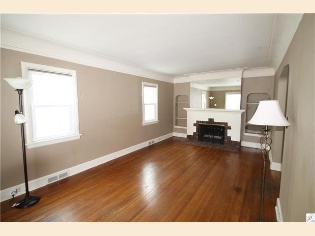 909 N 49th Ave E, Duluth, MN 55804 photo 4