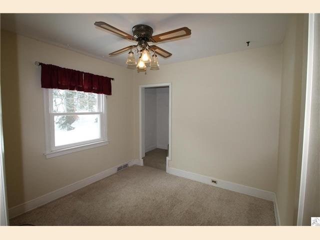 909 N 49th Ave E, Duluth, MN 55804 photo 9