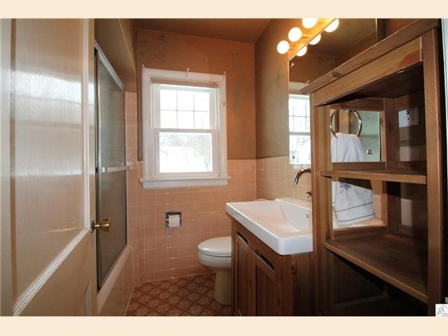 909 N 49th Ave E, Duluth, MN 55804 photo 8