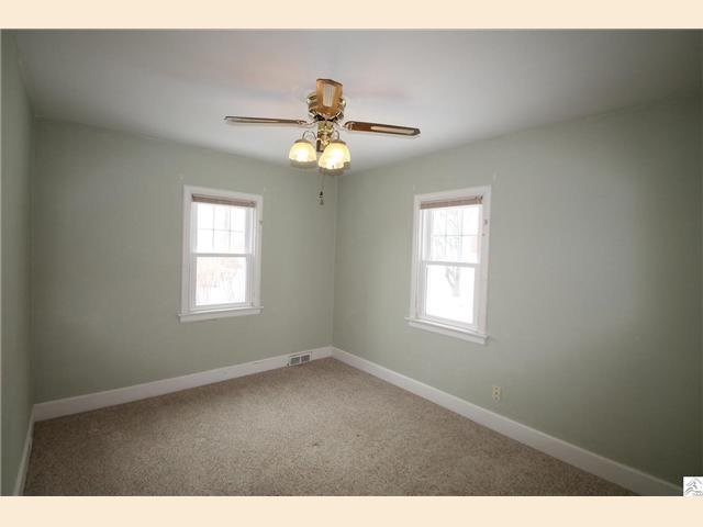 909 N 49th Ave E, Duluth, MN 55804 photo 7