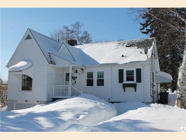 909 N 49th Ave E, Duluth, MN 55804 photo 1