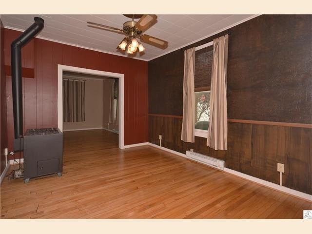 402 6th St, Duluth, MN 55810 photo 7