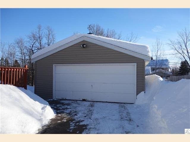 5428 Wyoming St, Duluth, MN 55804 photo 2