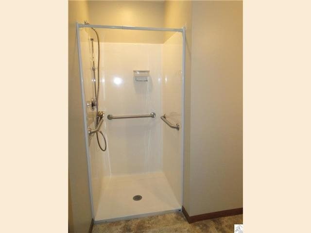 35 2nd St #11, Duluth, MN 55810 photo 8