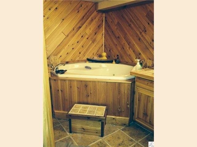 5428 Oakley St, Duluth, MN 55804 photo 5
