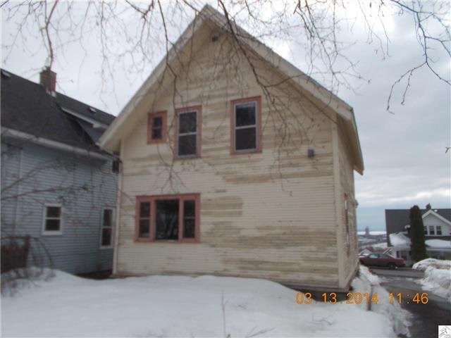 2111 W 6th St, Duluth, MN 55806 photo 2