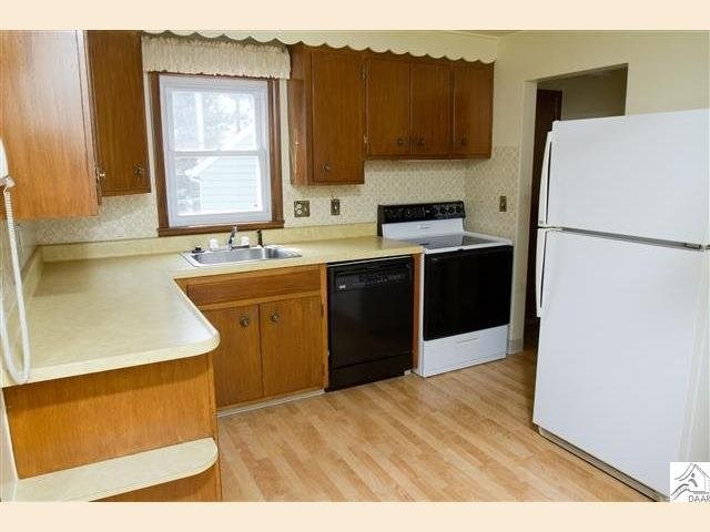 20 Robert Ct, Duluth, MN 55811 photo 5