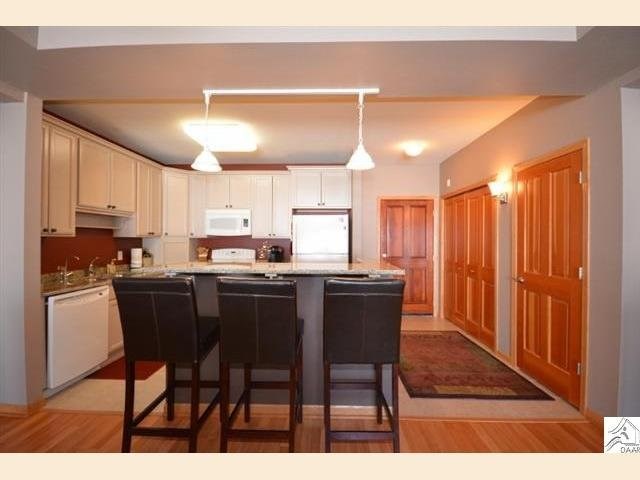 1126 Mesaba Ave #113, Duluth, MN 55811 photo 5