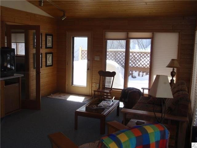 304 E Buffalo St, Duluth, MN 55811 photo 8