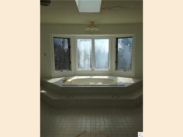 2520 E 5th St, Duluth, MN 55812 photo 8