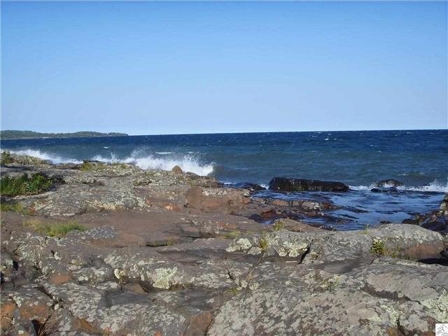 5591 N Shore Dr, Duluth, MN 55804 photo 4