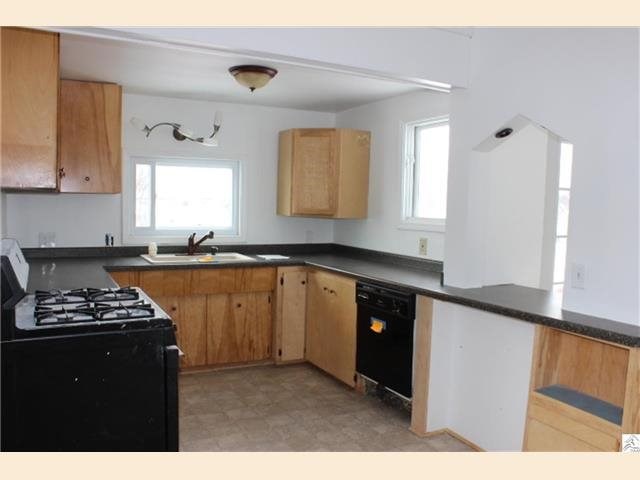 2312 W 8th St, Duluth, MN 55806 photo 2