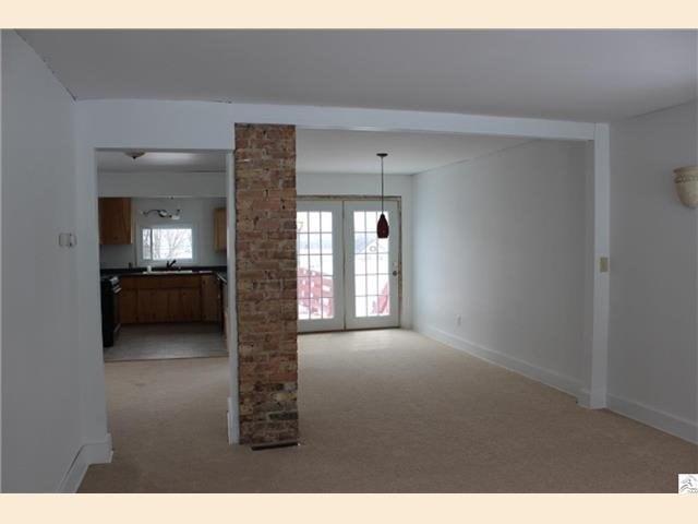 2312 W 8th St, Duluth, MN 55806 photo 4