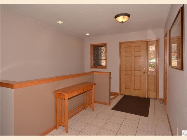 4864 Kingston St, Duluth, MN 55804 photo 2