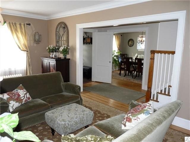 3518 E 3rd St, Duluth, MN 55804 photo 2