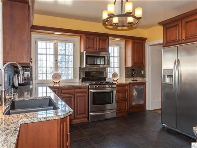 2502 E 7th St, Duluth, MN 55812 photo 5