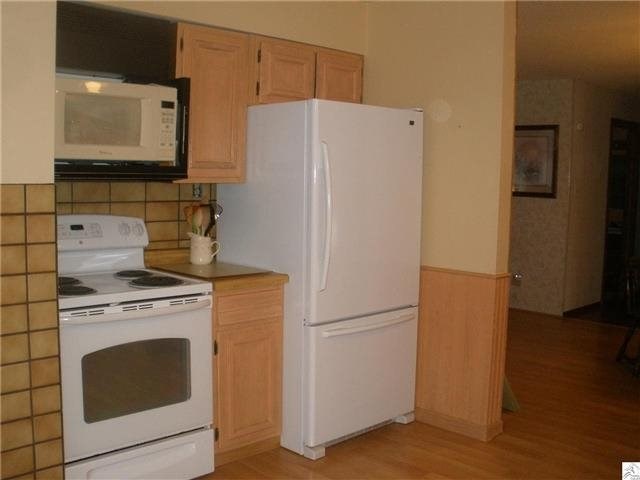 3852 W Beyer Rd, Duluth, MN 55803 photo 11