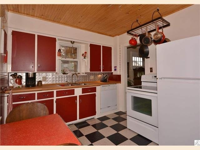 1216 Diamond Ave, Duluth, MN 55806 photo 10