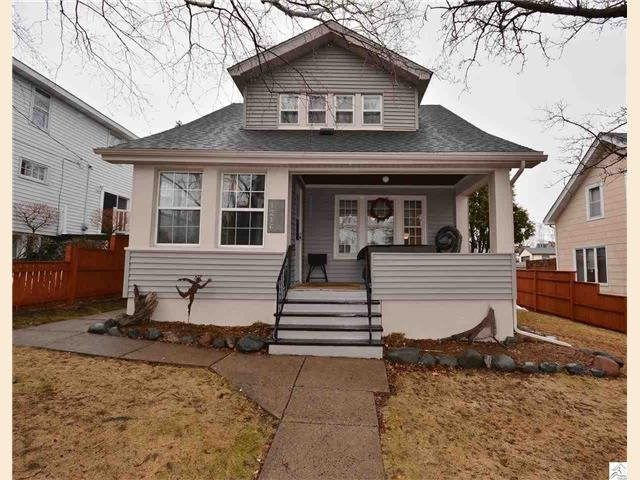 1216 Diamond Ave, Duluth, MN 55806 photo 1