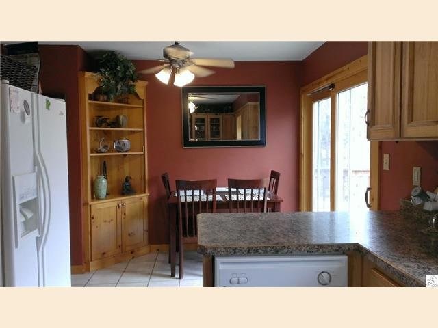 3927 Martin Rd, Duluth, MN 55803 photo 2