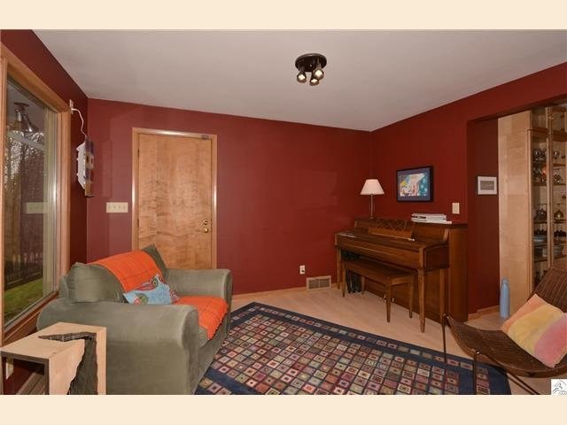3816 E Superior St, Duluth, MN 55804 photo 3