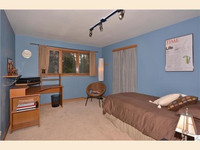 3816 E Superior St, Duluth, MN 55804 photo 9