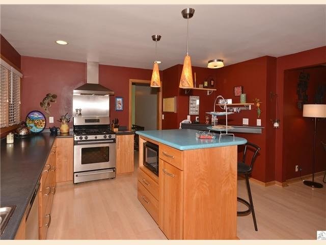 3816 E Superior St, Duluth, MN 55804 photo 5